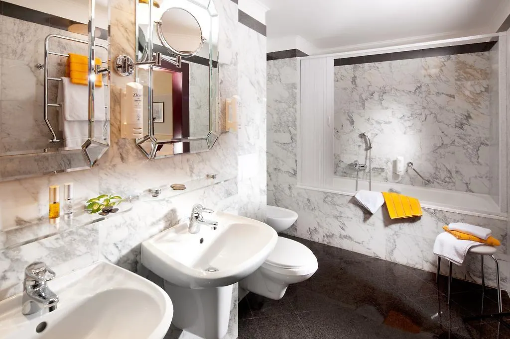 Hotel Excelsior Mariánské Lázně 4*,  República Checa